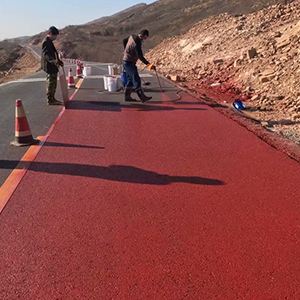 五指山一是彩钢瓦喷漆翻新，地面喷涂